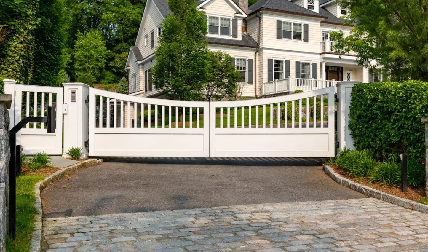 Advantages of Traditional and Cantilever Sliding Driveway Gates for Your Home From SF Bay Automatic Gates