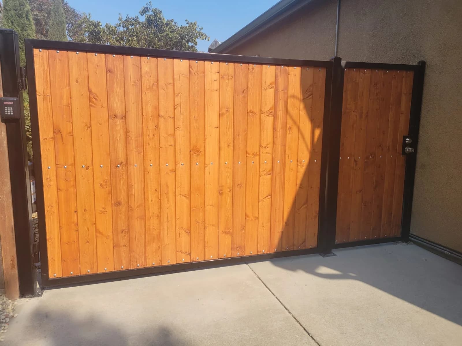 Wooden Slat Driveway Gate in Cupertino, CA