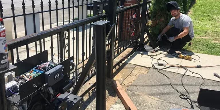 Common Issues with Automatic Gates and How to Address Them