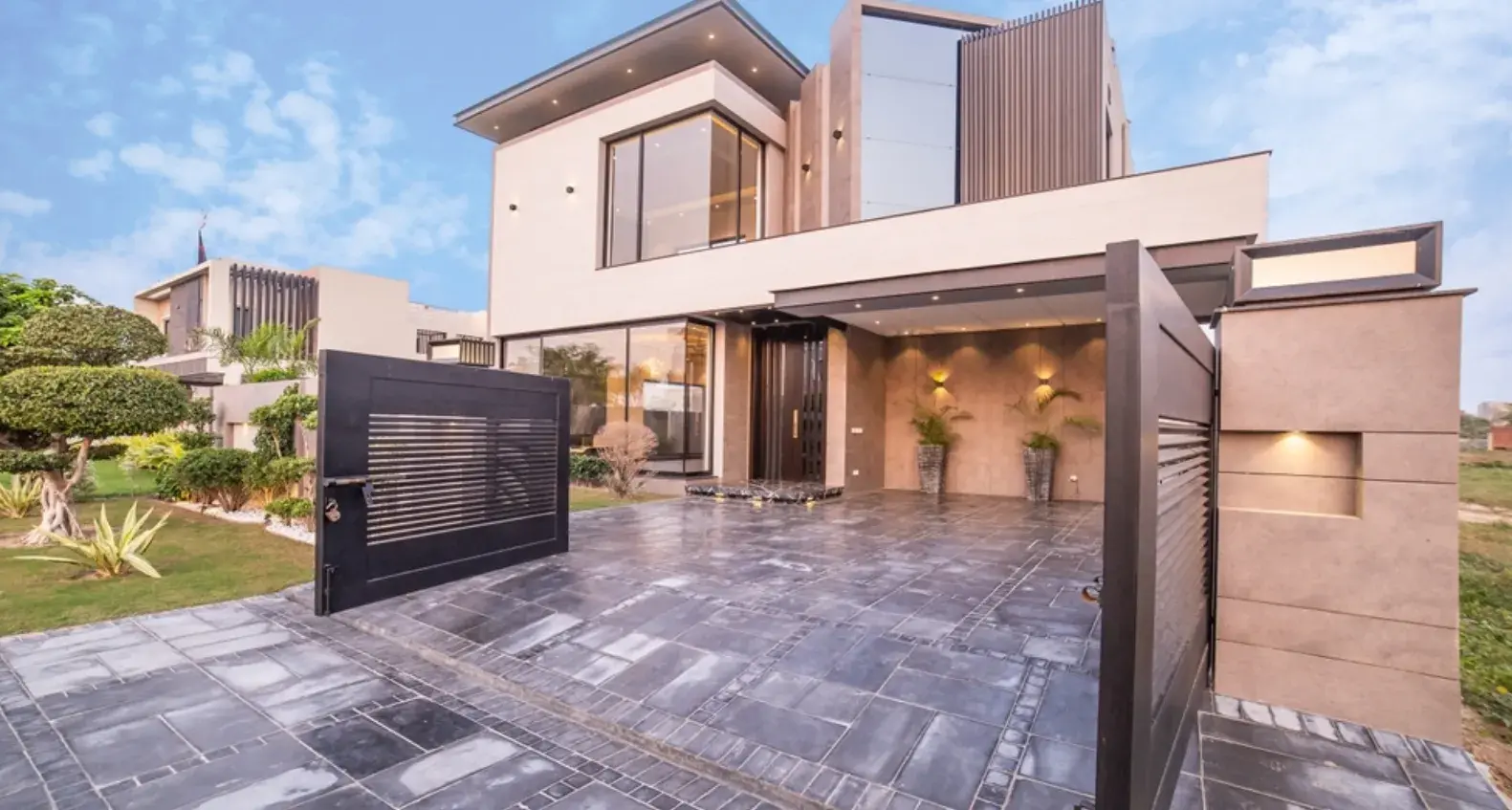 How SF Bay Automatic Gates in San Jose, CA Can Help You Match Your Driveway Gate Style with Your Home’s Architecture