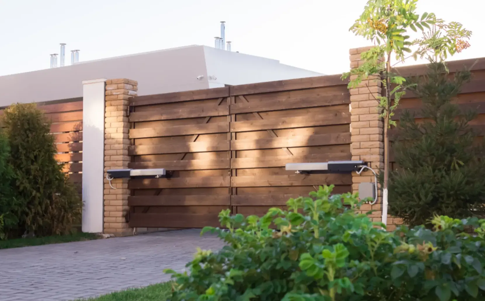 How Fire-Smart Driveway Gates Enhance Safety in San Jose, California